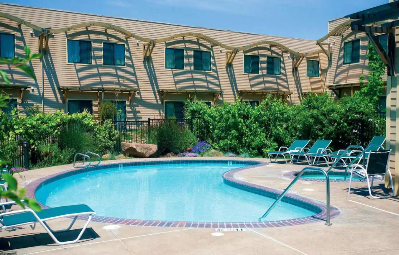 Doubletree By Hilton Napa Valley - Американ Кениън Екстериор снимка
