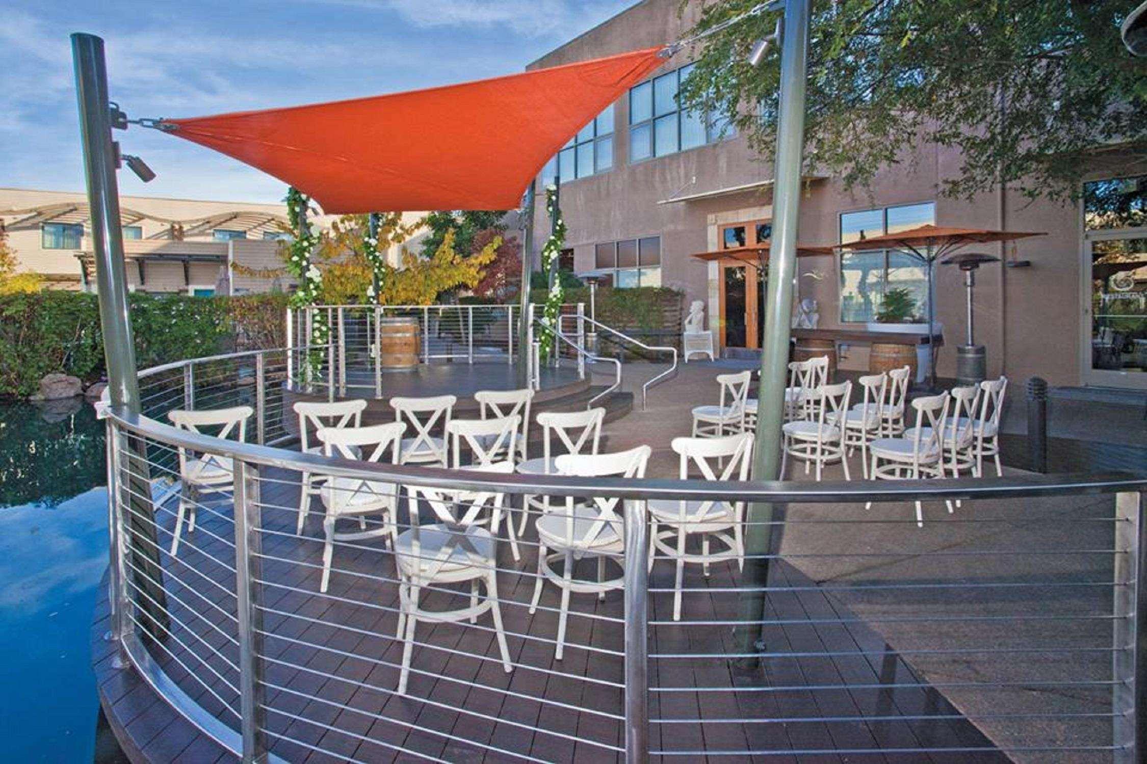 Doubletree By Hilton Napa Valley - Американ Кениън Екстериор снимка