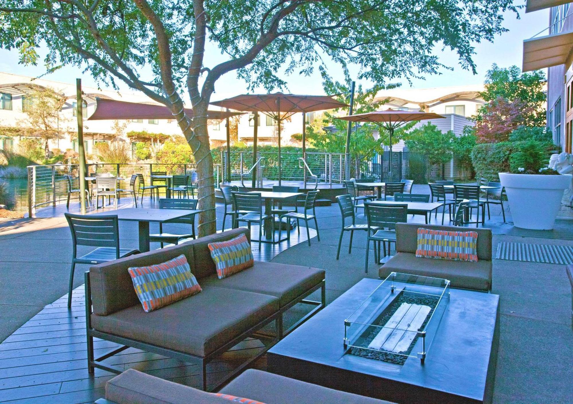 Doubletree By Hilton Napa Valley - Американ Кениън Екстериор снимка