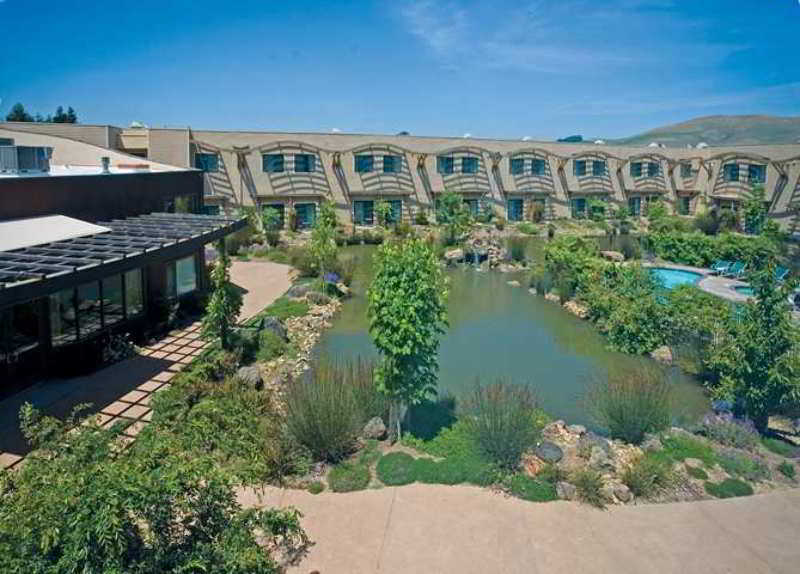 Doubletree By Hilton Napa Valley - Американ Кениън Екстериор снимка
